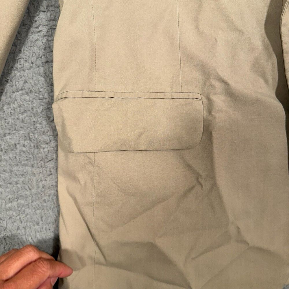 L.L. Bean Mens Suit Jacket Size 40R Beige Lined Pocketed Two Buttons USA - Picture 7 of 11